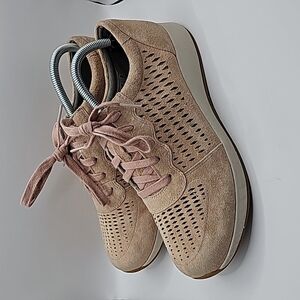 Dansko Charlie Sneakers Womens 40 / US 9.5-10 Blush Pink Lace Up Shoes